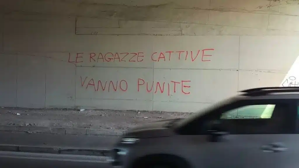 Scritta muro Ercolano