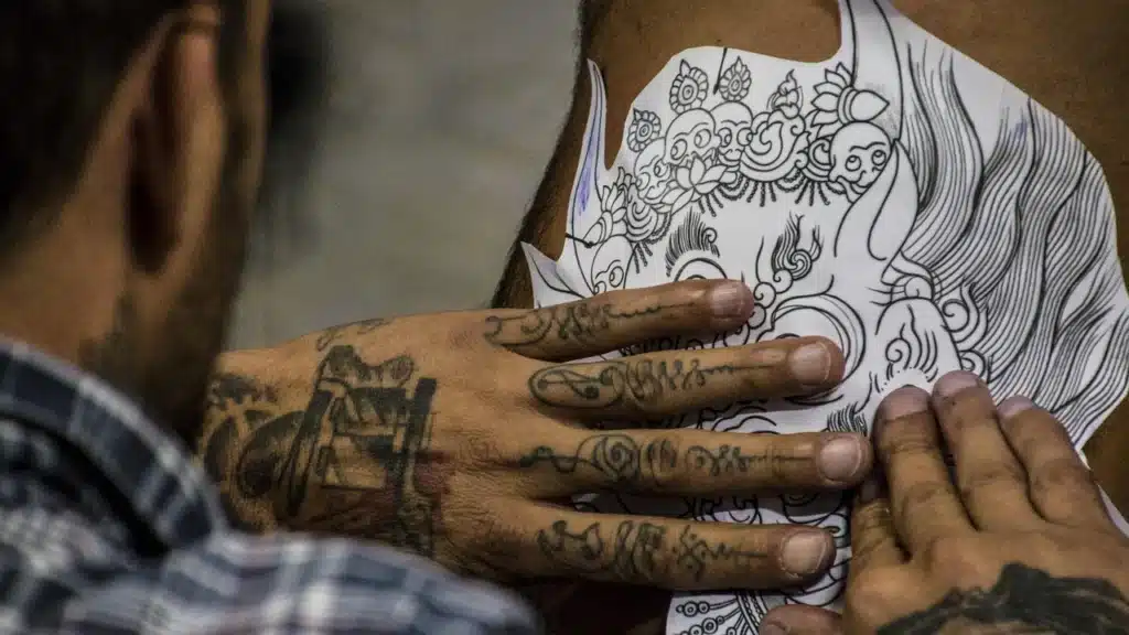 tatuatore - immagine di repertorio